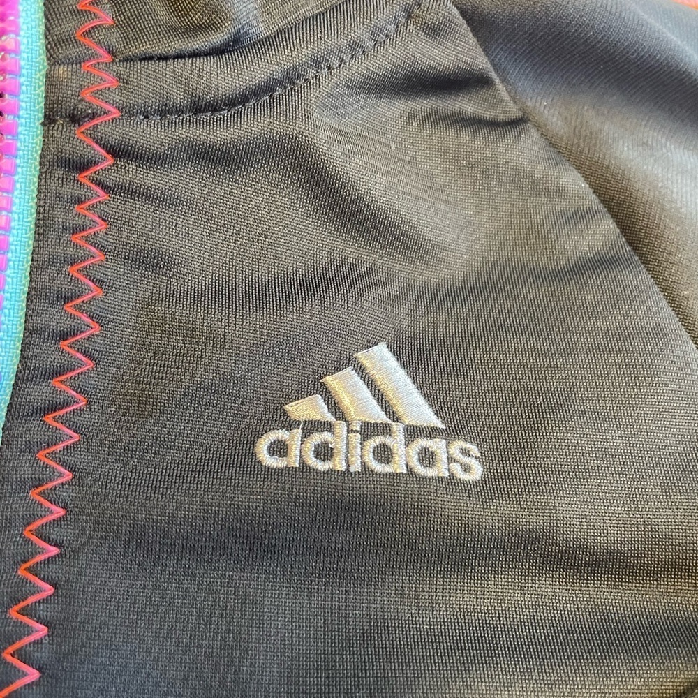 Adidas - Picture 3 of 4